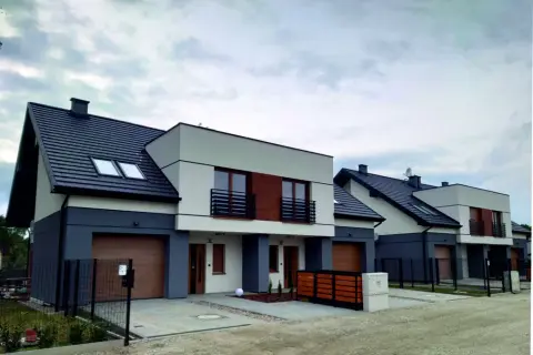 Czarna dachówka jaka elewacja – najlepsze kolory, które zachwycą