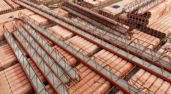 Ile kosztuje strop teriva na 100m2? Zobacz szczegółowy kosztorys