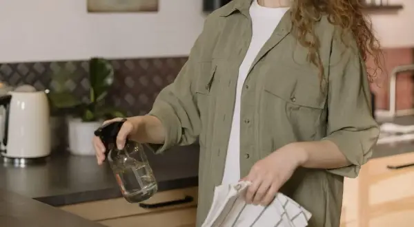 Ile kcal spala mycie okien? Zaskakujące fakty o spalaniu kalorii