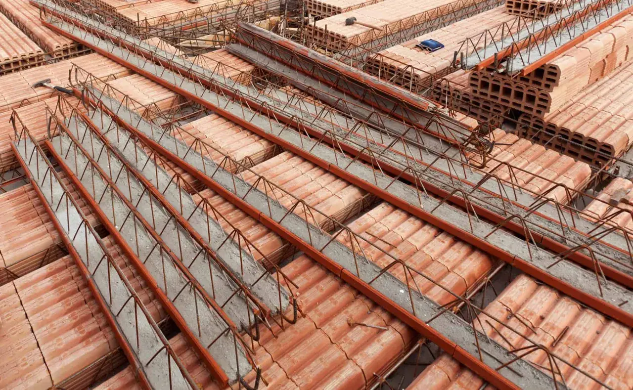 Ile kosztuje strop teriva na 100m2? Zobacz szczegółowy kosztorys