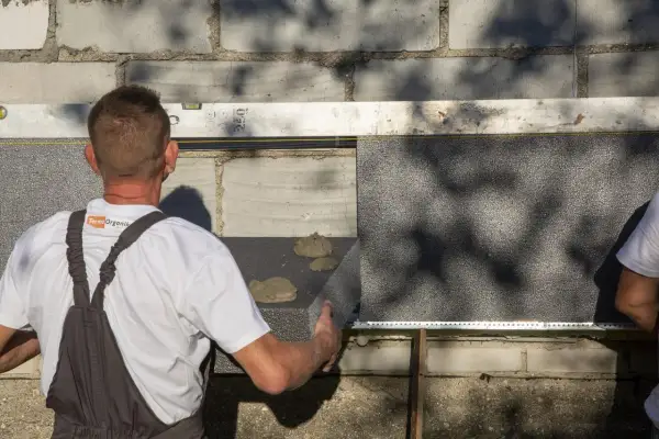 Ile kosztuje elewacja domu 150m2? Sprawdź ceny i materiały