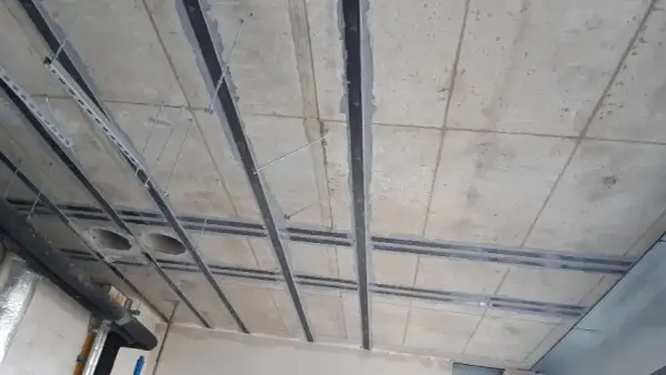 Jak skutecznie wzmocnić strop betonowy - 5 sprawdzonych metod