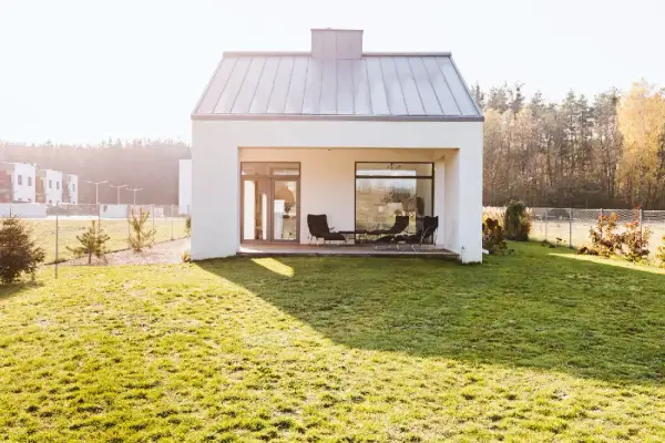 Co to jest elewacja frontowa i dlaczego jest tak istotna w architekturze
